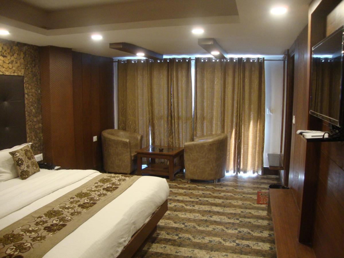 Hotel Hamers International ムスーリー エクステリア 写真