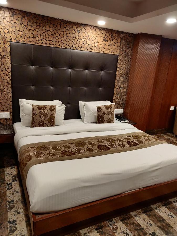 Hotel Hamers International ムスーリー エクステリア 写真