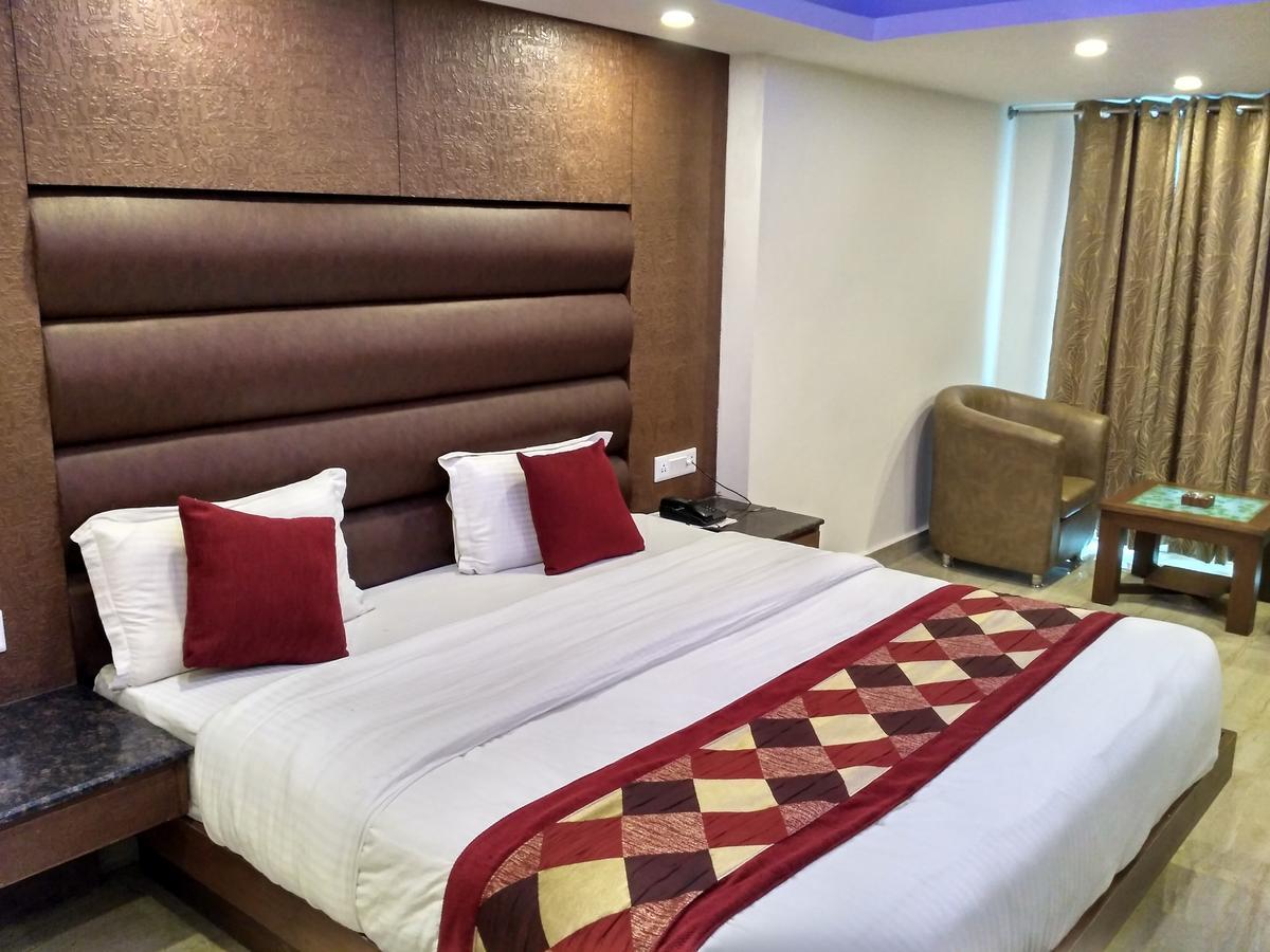 Hotel Hamers International ムスーリー エクステリア 写真