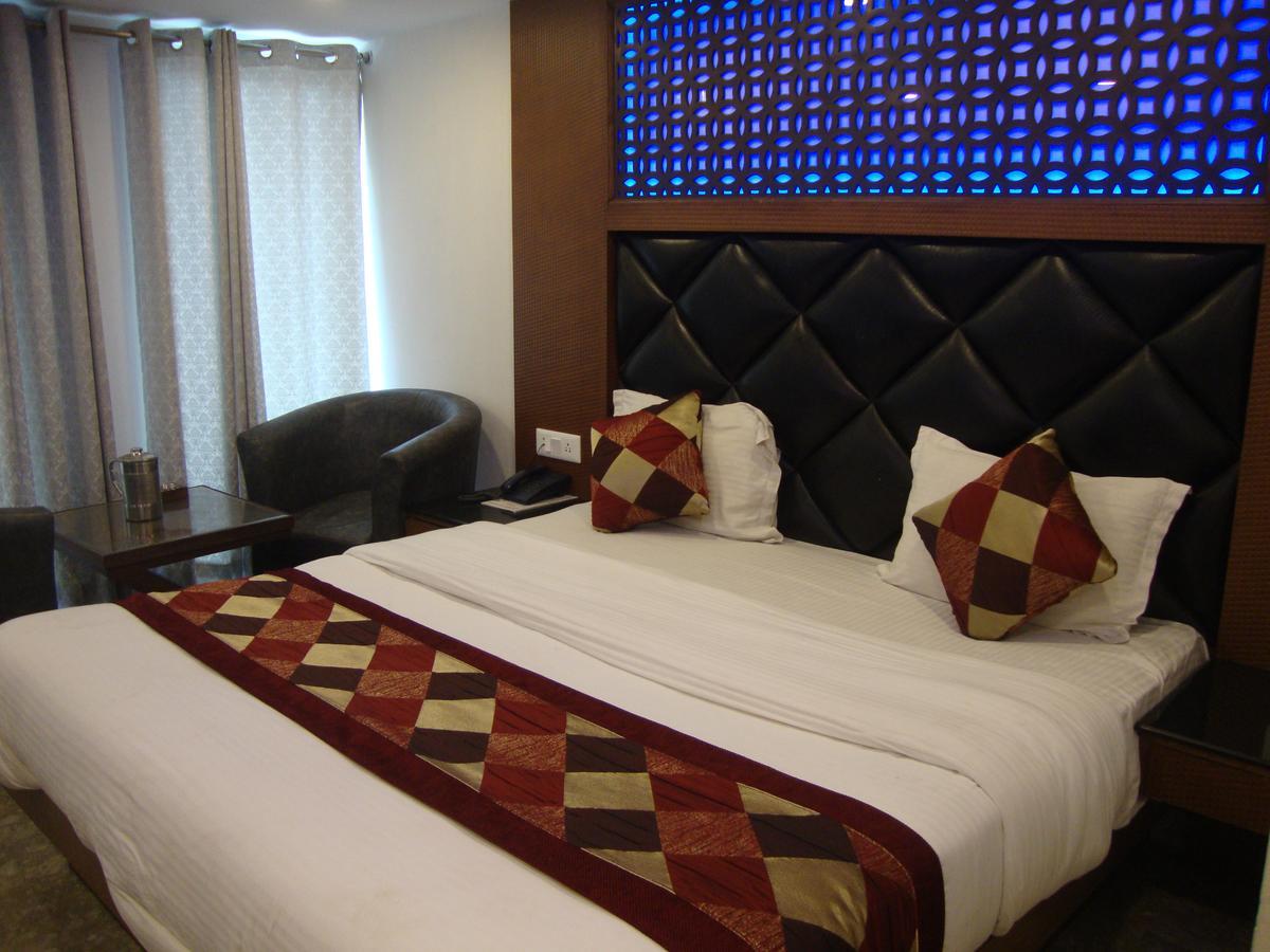 Hotel Hamers International ムスーリー エクステリア 写真