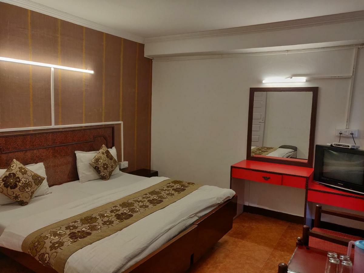 Hotel Hamers International ムスーリー エクステリア 写真
